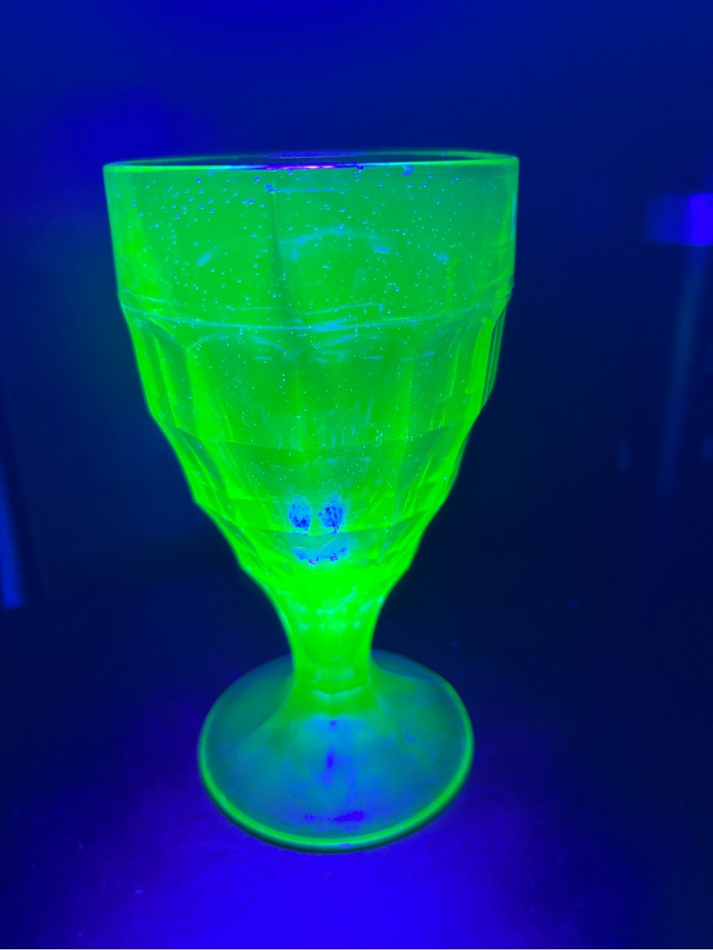 HTF Vintage Rare Hazel-Atlas Green Uranium Glasses set of 5